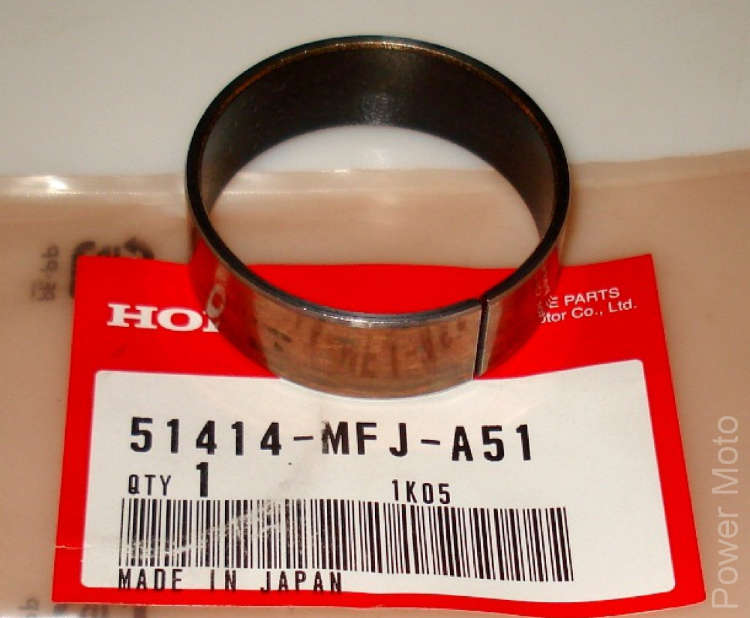 51414-MFJ-A51 BUSH, GUIDE Honda